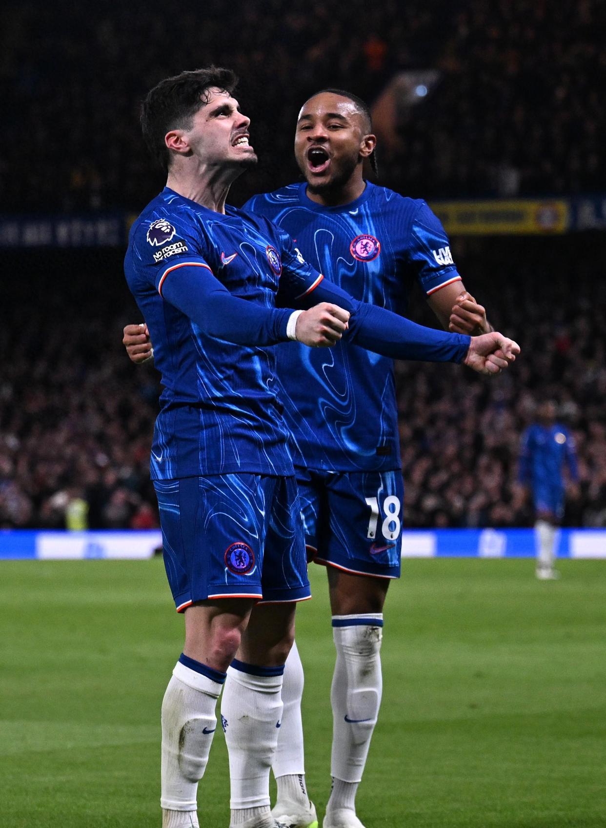 英超今晚再迎强敌；切尔西单刀错失；主帅态度——压力陡增；球探报告显示潜力的简单介绍